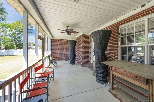 Building Photo - 3805 Sunchase Dr