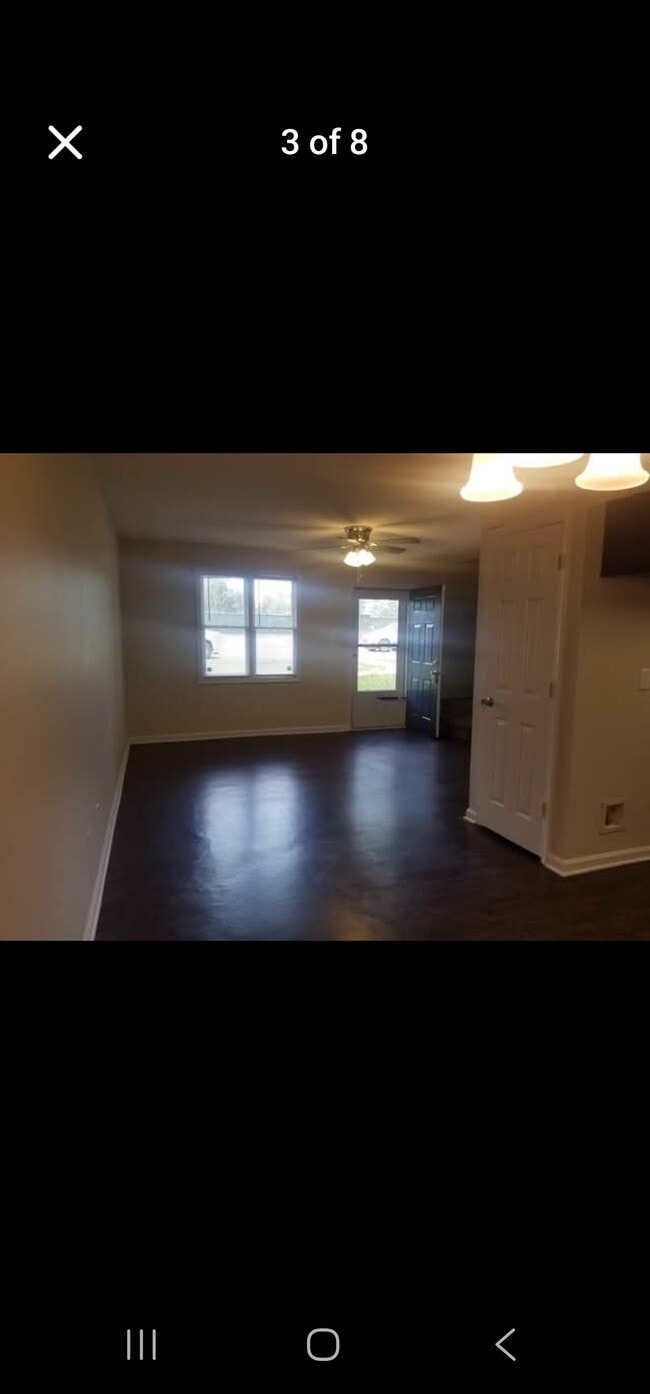 Building Photo - 226 Whaley St SE