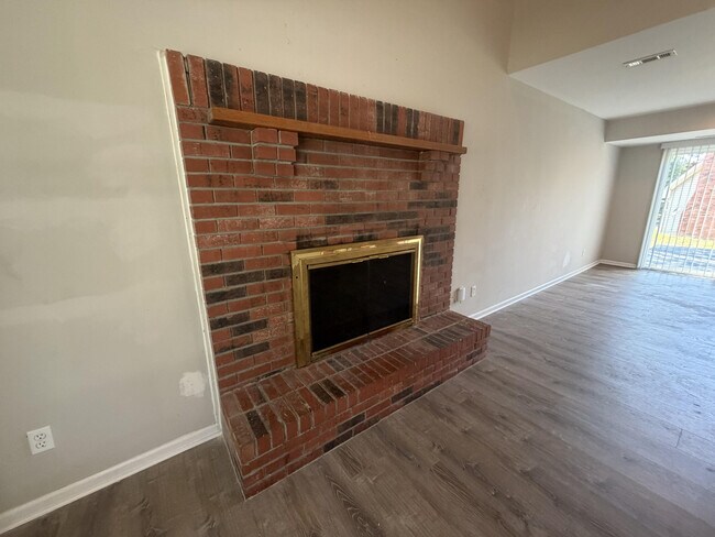 Building Photo - 3603 Hermitage Rd