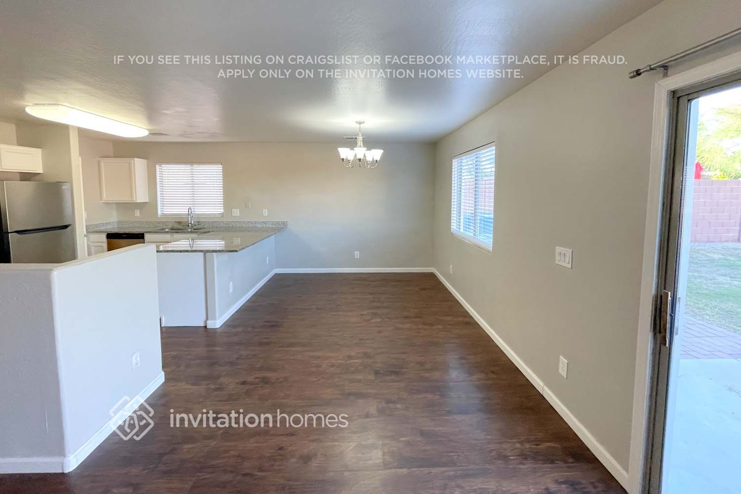 Building Photo - 23854 W Hadley St