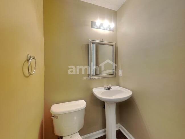 Building Photo - 3442 Kittery Dr