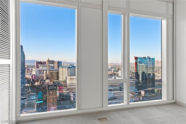 Building Photo - 3750 S Las Vegas Blvd