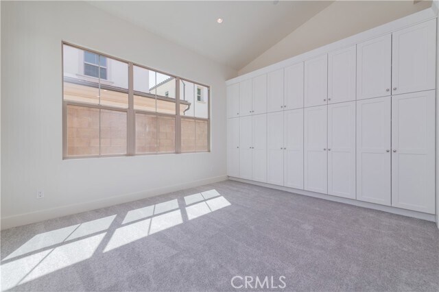 Building Photo - 120 Rimstone