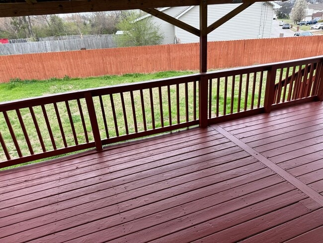 Building Photo - Large 3br 2ba with garage and privacy fence in Antioch, Tn