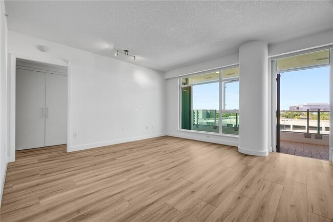 Building Photo - 3131 Michelson Dr