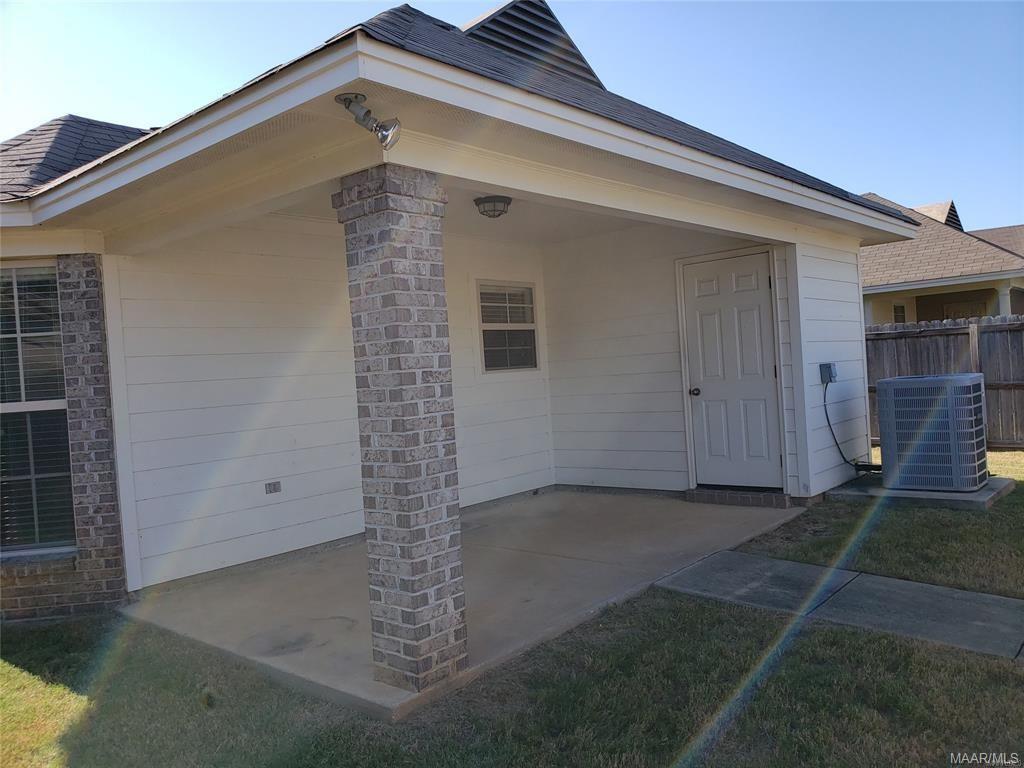 Building Photo - 8708 Lindsey Ln