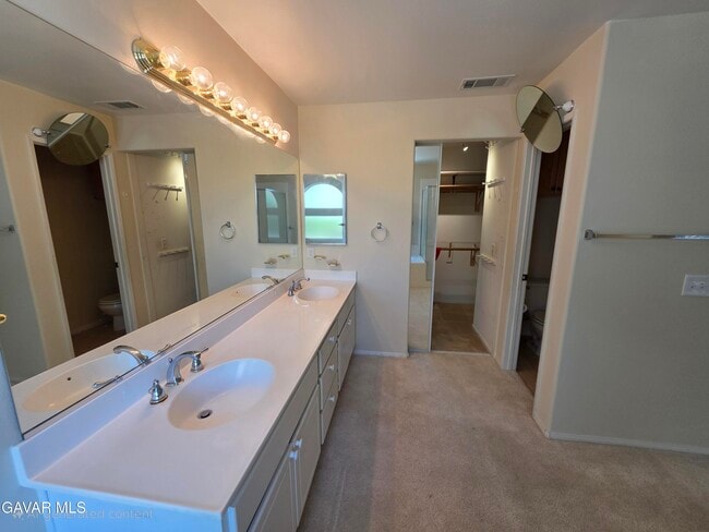 Building Photo - 5175 Capri Ct