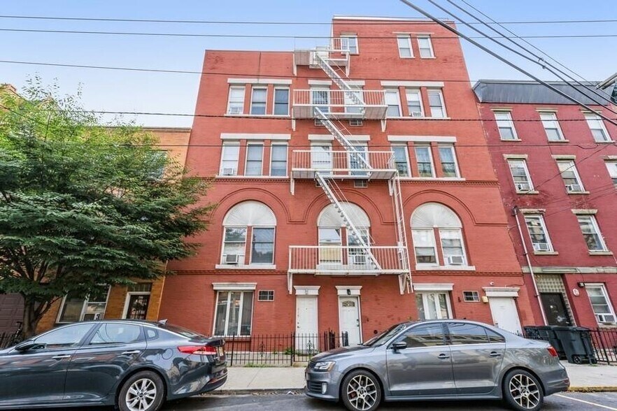 Building Photo - 415 Bloomfield St