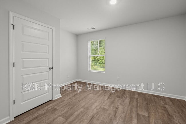 Building Photo - 129 Azure Dr