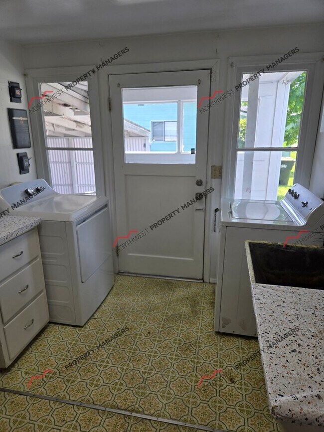 Building Photo - STATUS: AVAILABLE  | R296 | $1595