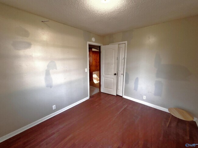 Building Photo - 45 Union Rd