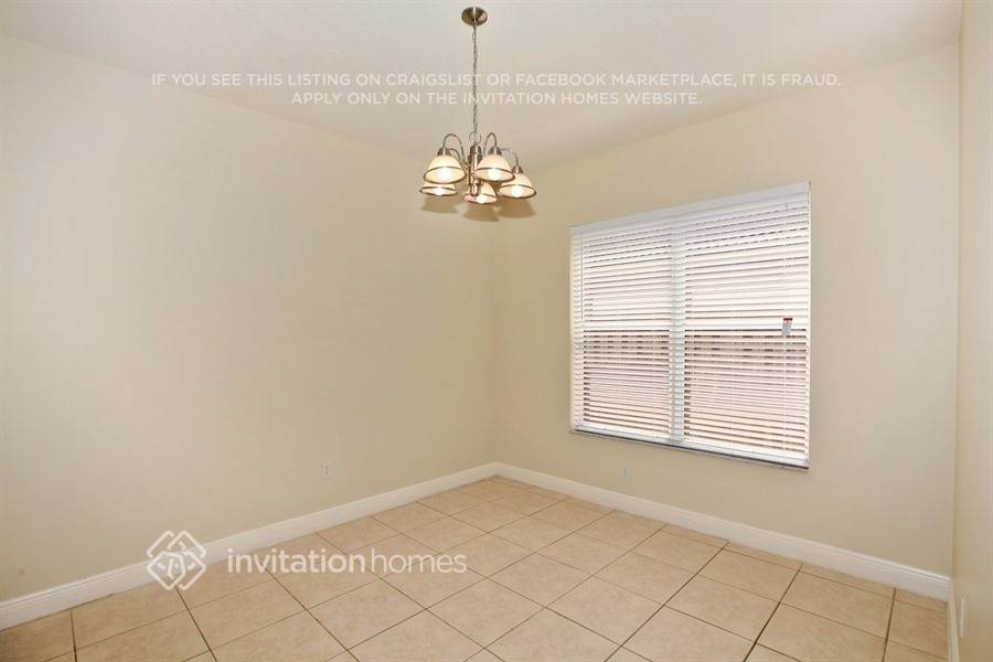 Building Photo - 19150 SW 29th Ct