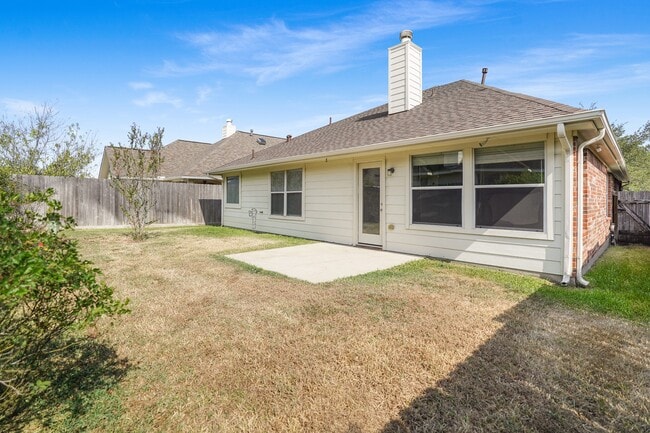 Building Photo - 21558 Duke Alexander Dr