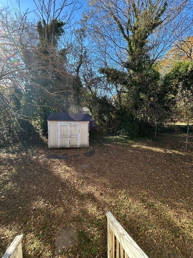 Building Photo - 22 Carter St