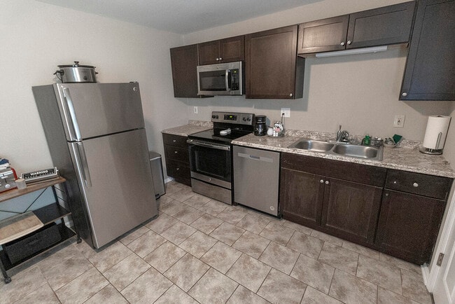 Building Photo - 103 N Garth Ave