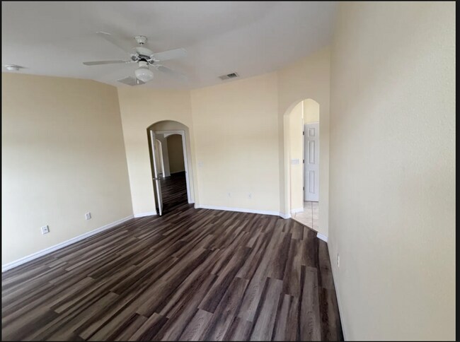 Building Photo - 3137 Riachuelo Ln