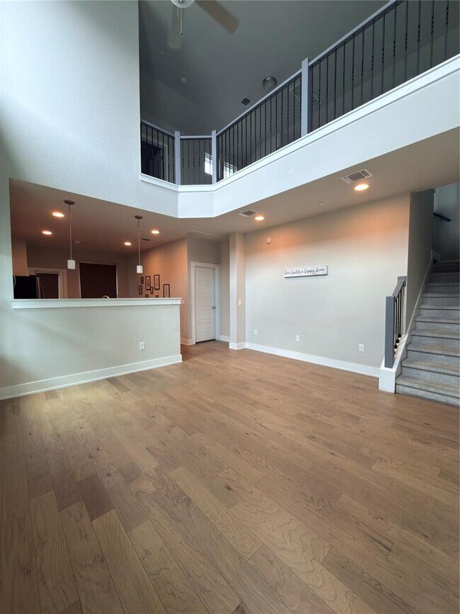 Building Photo - 11216 Gadsen Ln