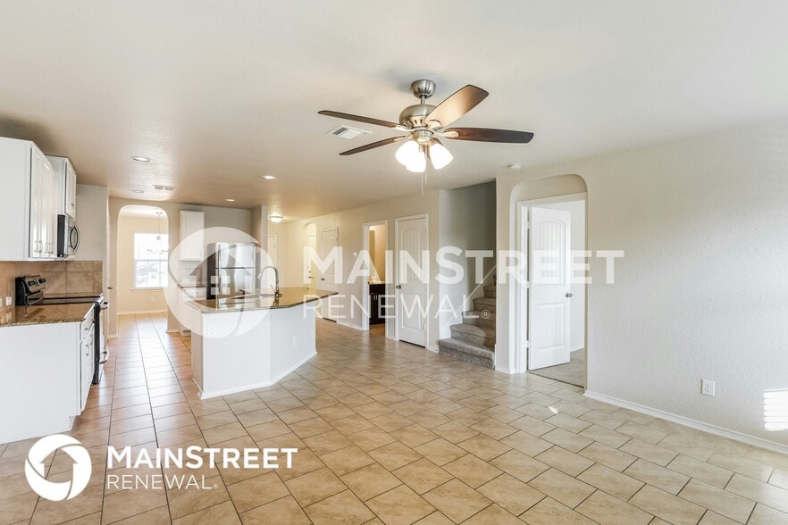 Building Photo - 11131 Creek Eagle