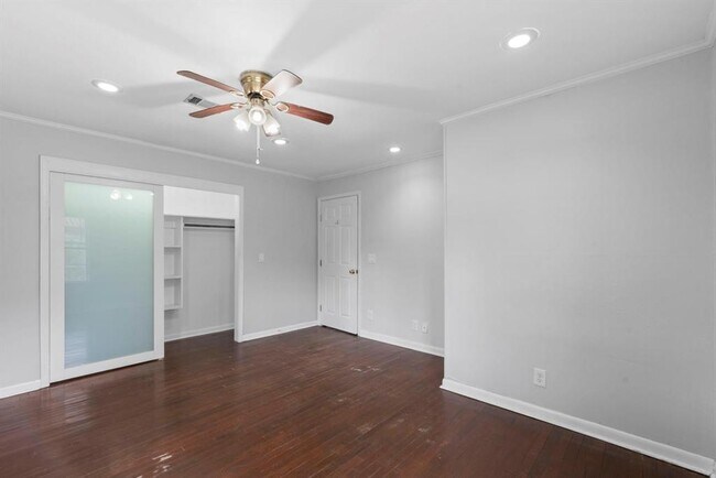 Building Photo - 2122 Althea Dr