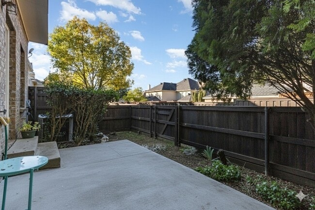 Building Photo - 4613 Penelope Ln