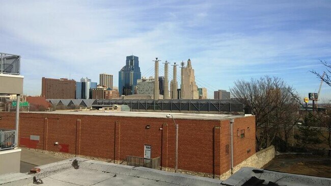 Building Photo - 1614 Jefferson St
