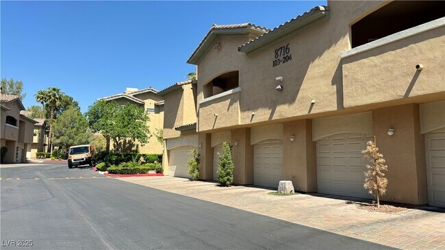 Primary Photo - 8720 Red Brook Dr