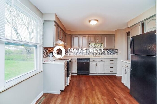 Building Photo - 2959 Olivette Rd