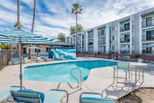 Building Photo - Elevate Apartments