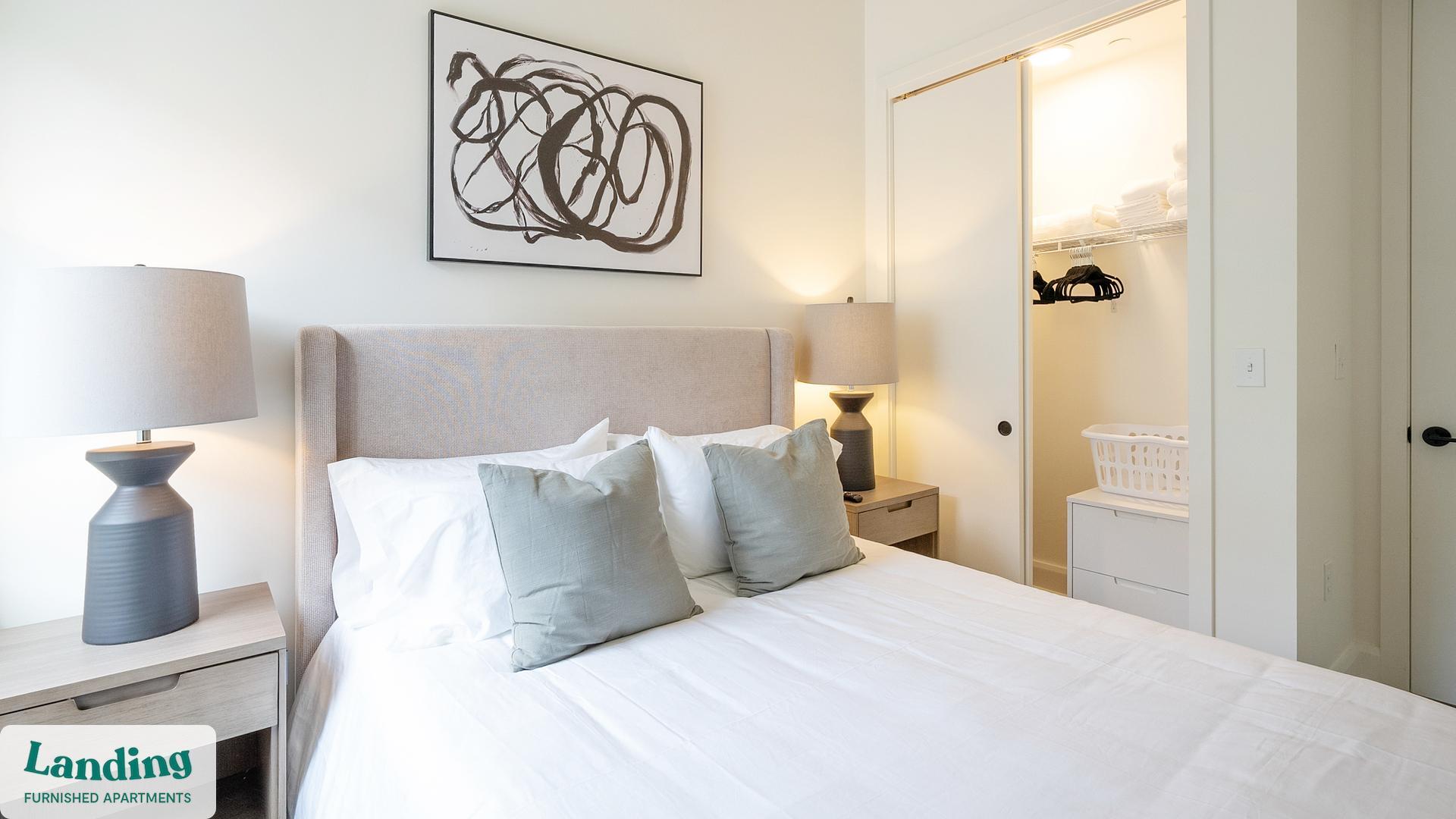 Building Photo - 425 20th St S