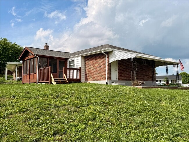 Building Photo - 11 Rose Ct