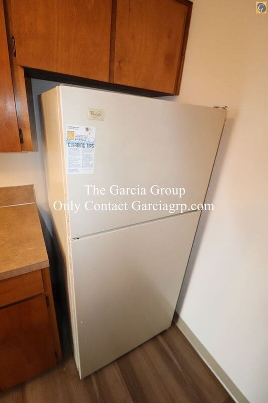 Building Photo - 3712 S Kelly Ave