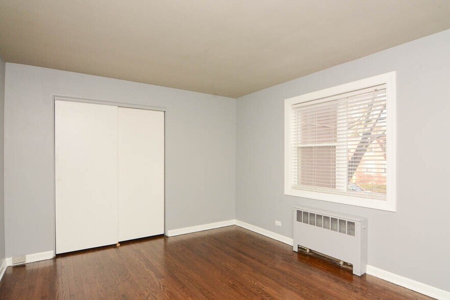 Building Photo - 7435 N Winchester Ave