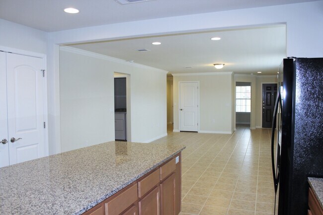 Building Photo - 213 Paint Creek Ln