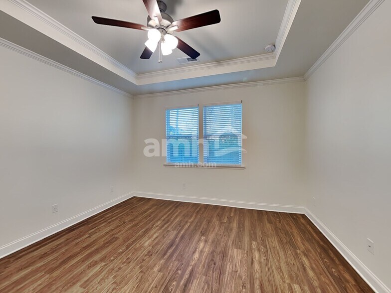 Building Photo - 209 Rivulet Dr