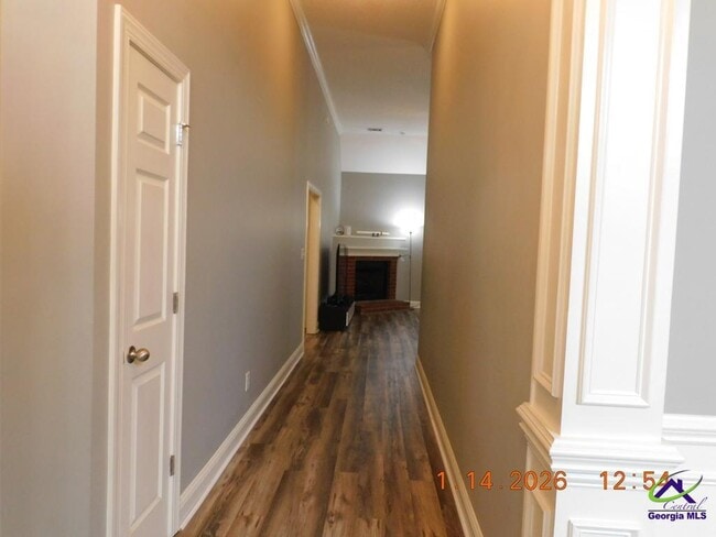 Building Photo - 110 Downshire Way