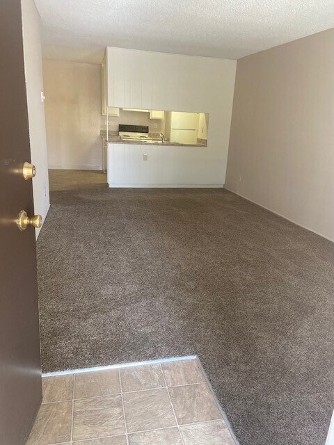 living room - 563 Broadway