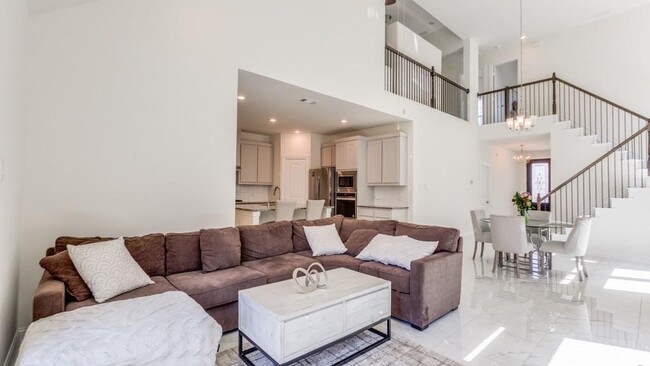 Building Photo - 337 Gleneagles Dr