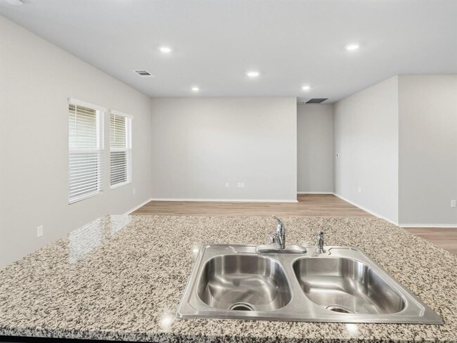 Building Photo - 5912 Berriweather Dr