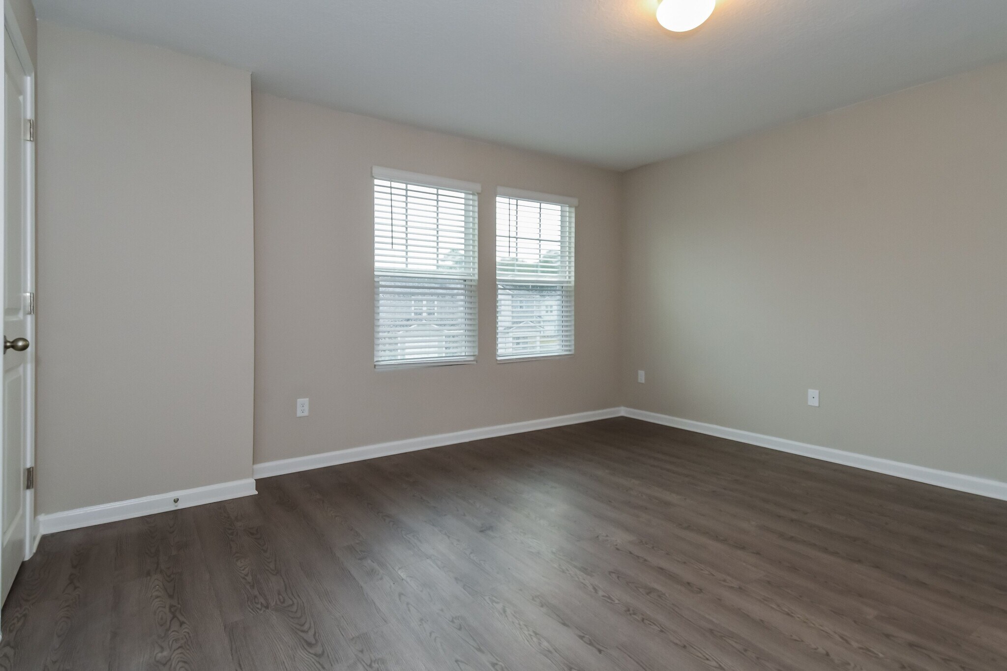 Building Photo - 12706 Camden Rd