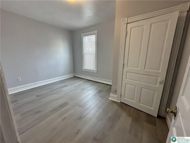 Building Photo - 760 N Lumber St