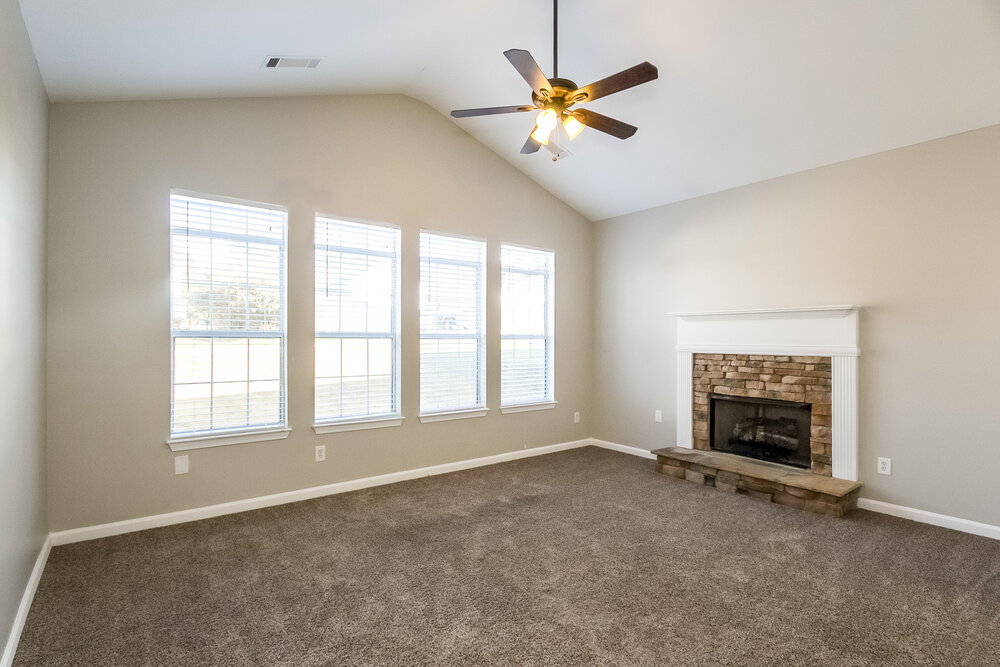 Building Photo - 618 Brookwater Dr