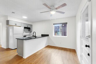 Building Photo - Immaculately Improved 2 Bedroom / 1 Bathroom Duplex & Immediately Available! - 50% Off One Full M...