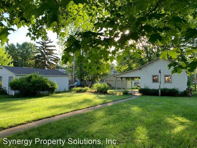 Building Photo - 4 br, 1.5 bath House - N. Union St. 265 Cr...