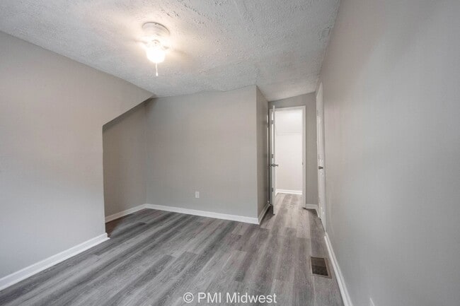 Building Photo - "Spacious 4-Bedroom Home on Orange Street with 2 Full Baths and 2260 Sq. Ft. in Indianapolis!"