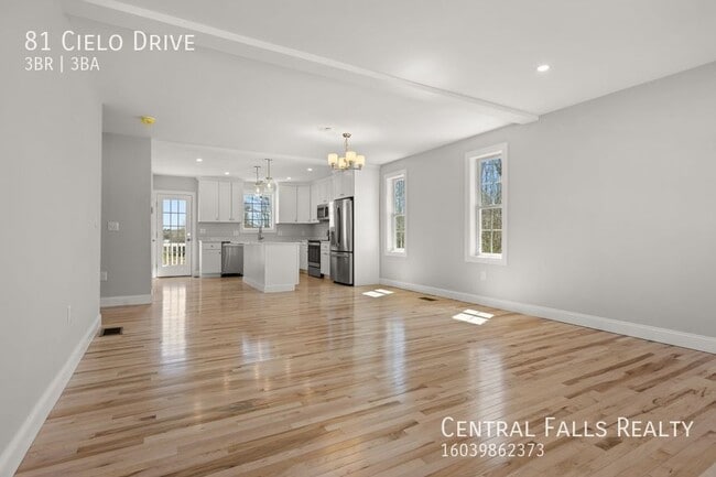 Building Photo - 81 Cielo Dr