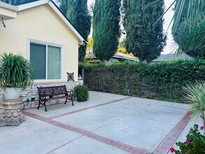 Building Photo - 23348 Hatteras St