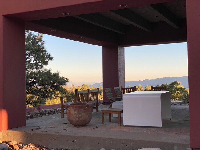 Building Photo - Privacy and Spectacular Views in Hesperus