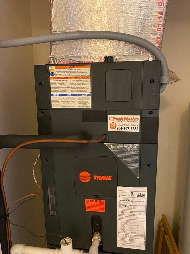 Building Photo - 154 Hurst St