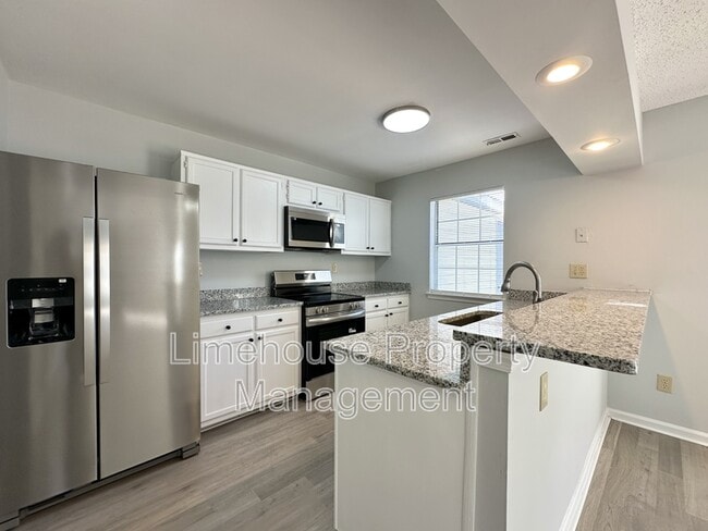 Building Photo - 4567 Genoa Cir
