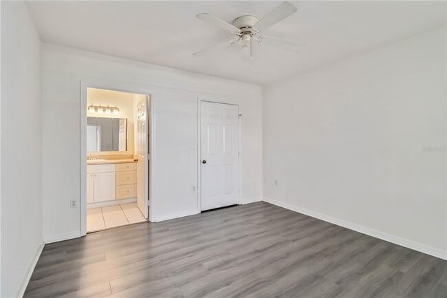 Building Photo - 1010 Villagio Cir